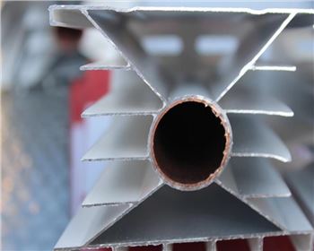 太諾銅鋁復(fù)合暖氣片的截面圖